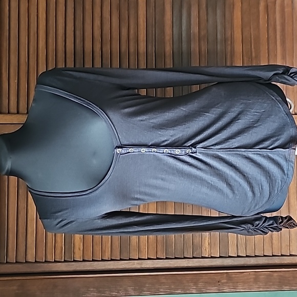 Pilcro Long Sleeve Black Snap Front Top with Ruched Sleeves Women's Size Small - Picture 1 of 13